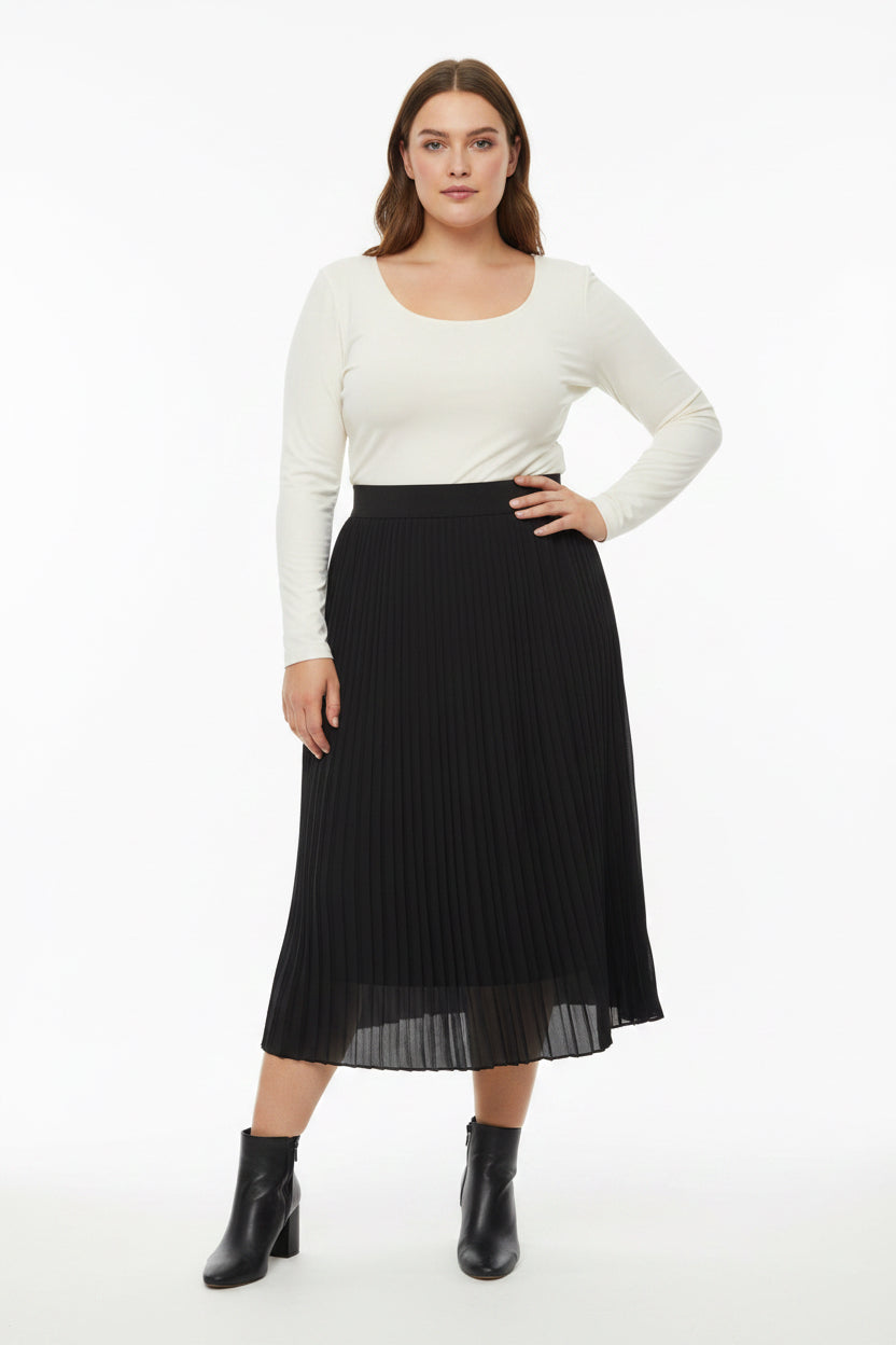 Zenana Midi Pleated Skirt in Plus Size